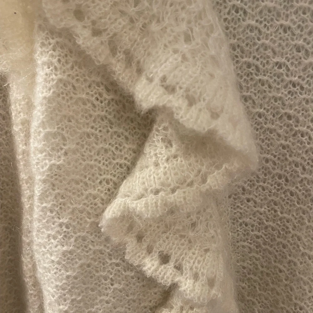 SÉZANE Elsa Mohair Sweater Ecru size M- lightly worn - Picture 5 of 10